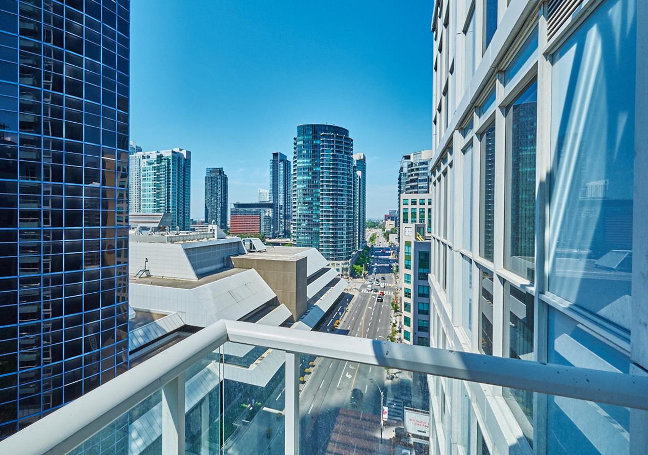 Diamond Suite Toronto Buitenkant foto