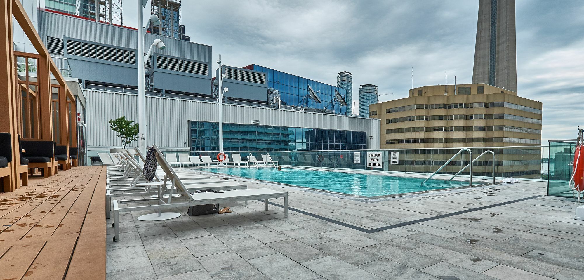 Diamond Suite Toronto Buitenkant foto